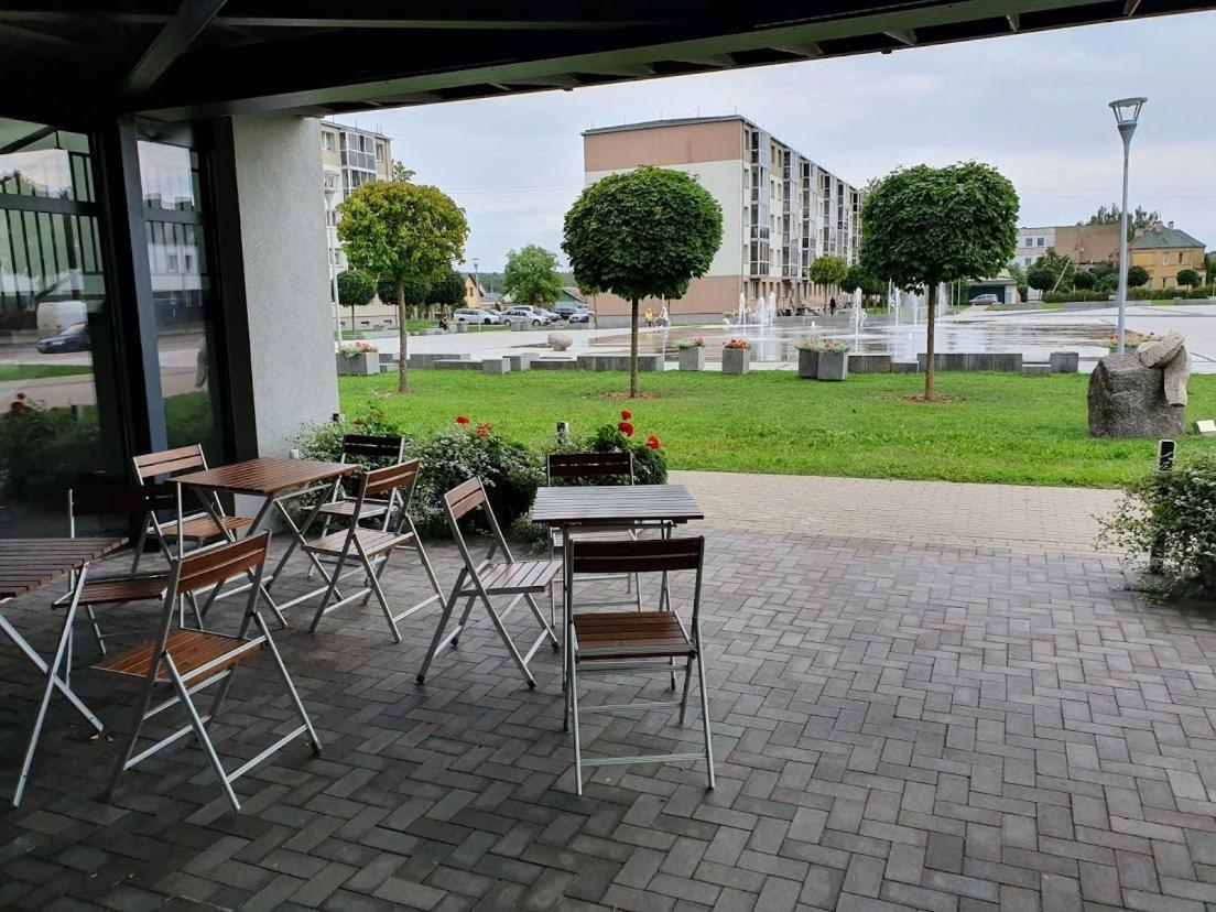 Hotel Svetaine à Jonava Extérieur photo